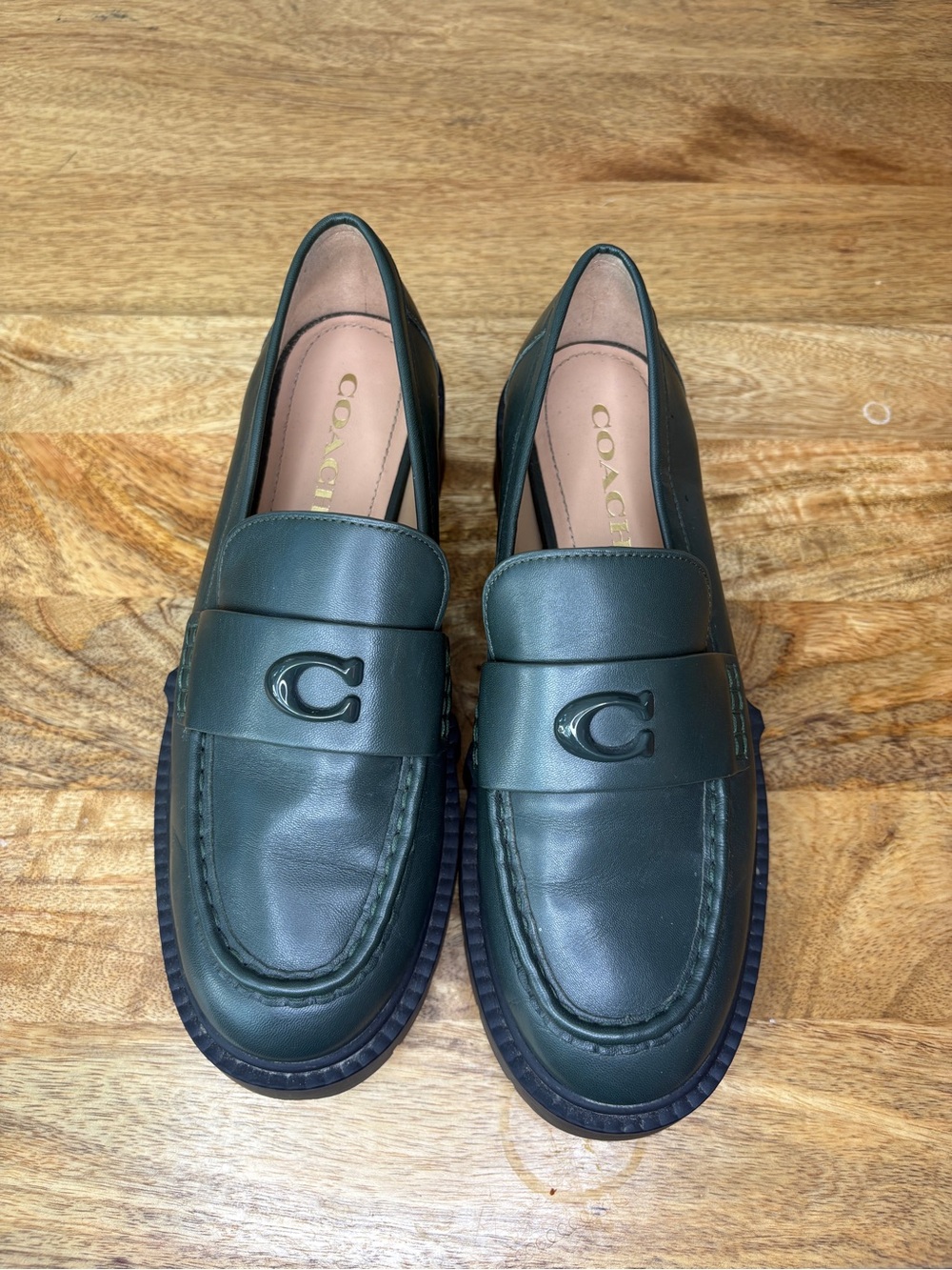 COACH Leah Dark Green Leather Loafers Like New 7.5